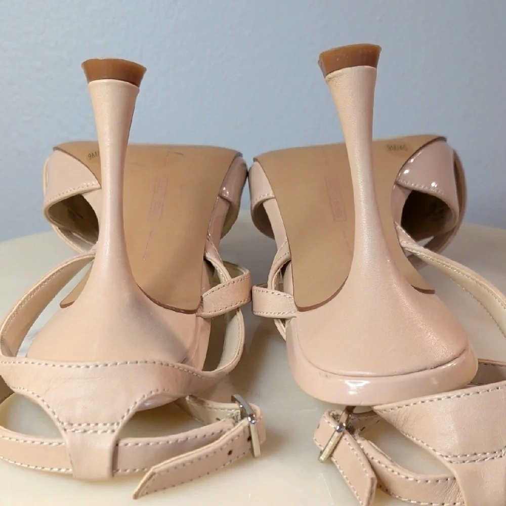 Nude Vince Camuto VP CHELLIE Strappy Heels